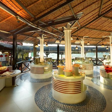 Paya Beach Spa & Dive Resort Kampung Genting Exterior foto