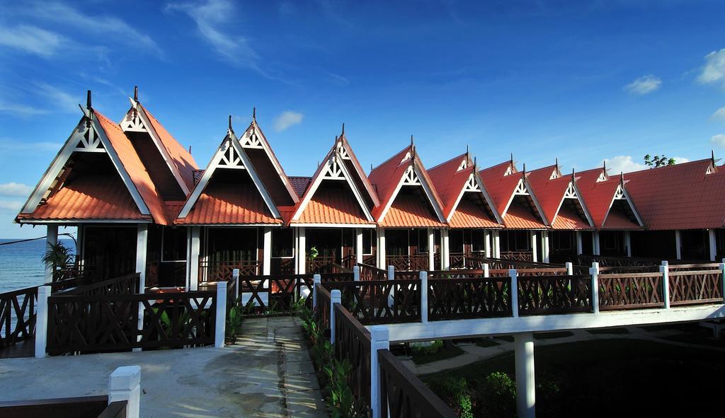 Paya Beach Spa & Dive Resort Kampung Genting Exterior foto